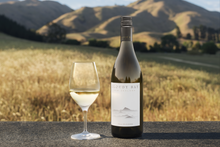 Load image into Gallery viewer, CLOUDY BAY CHARDONNAY 750ML