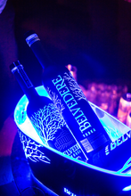 Load image into Gallery viewer, BELVEDERE MIDNIGHT SABER 1.75L (Stock clearance for MH Staff only)